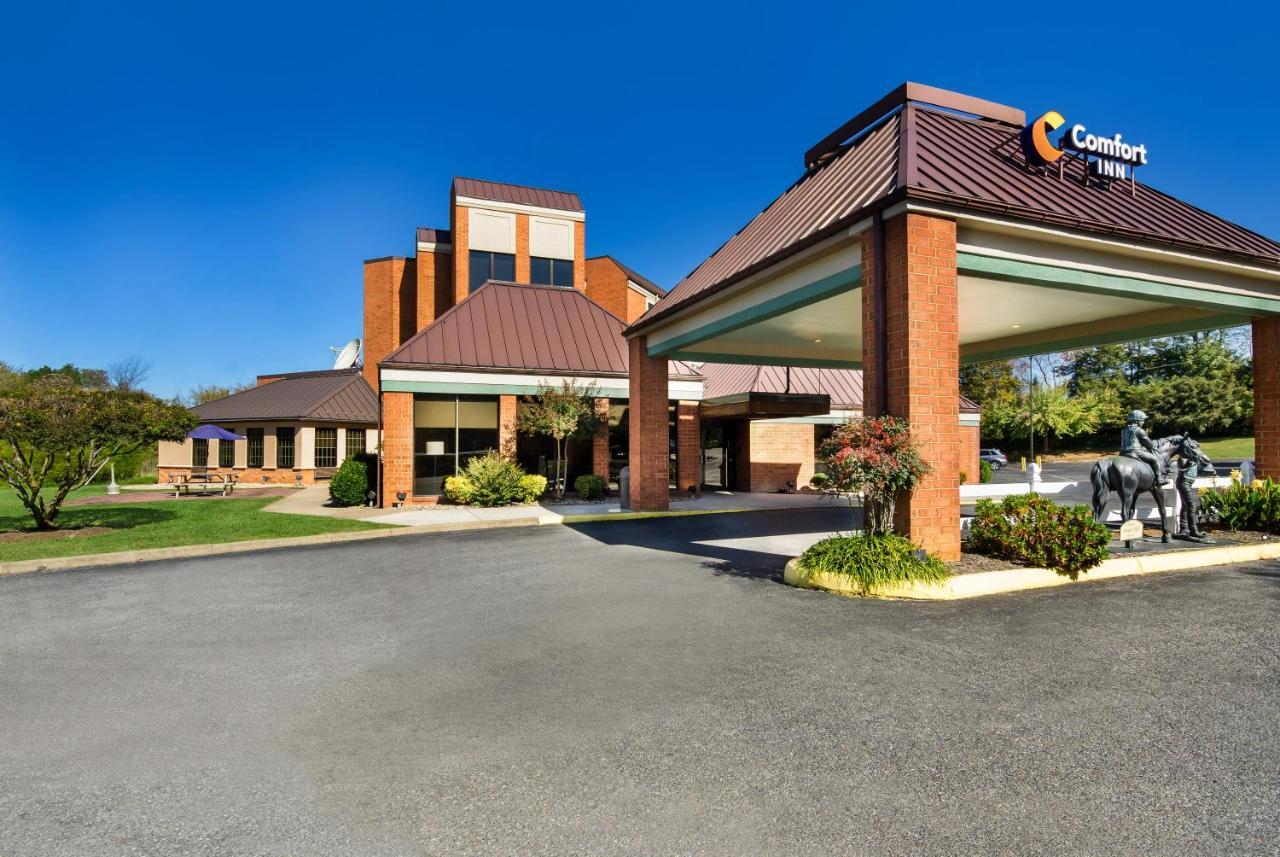 Comfort Inn Virginia Horse Center Lexington Ngoại thất bức ảnh