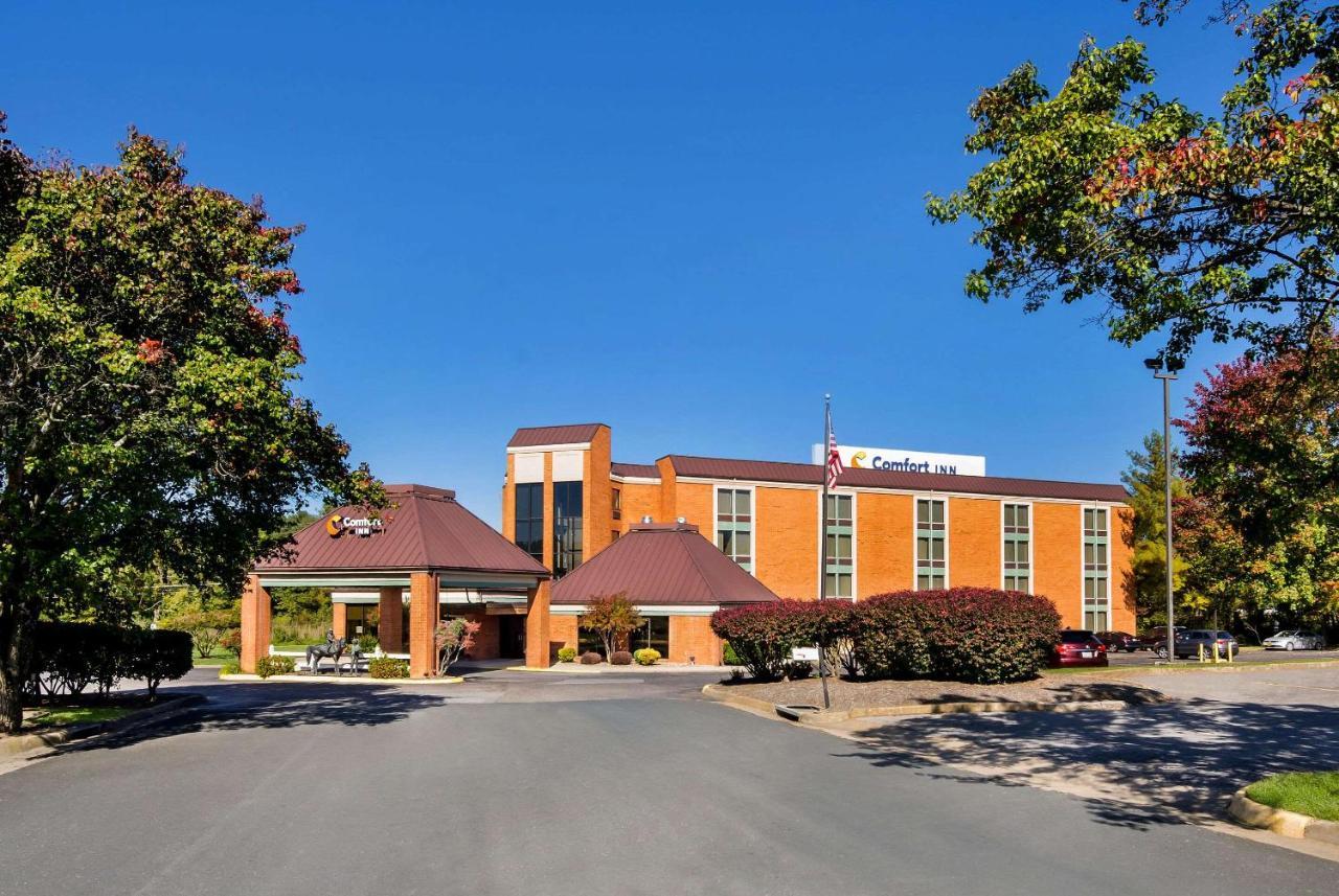 Comfort Inn Virginia Horse Center Lexington Ngoại thất bức ảnh